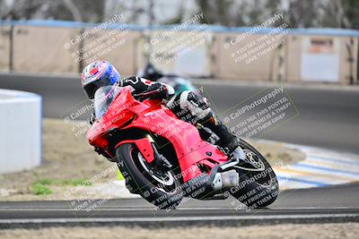 media/Apr-18-2025-TrackDaz (Fri) [[45f5874c44]]/B Group/Session 4 (Turn 6 - Outside)/